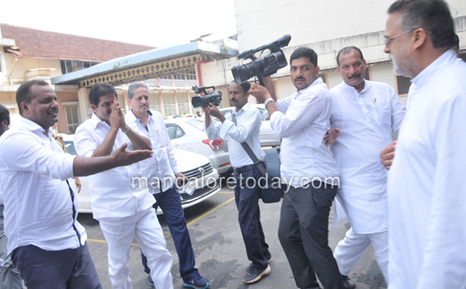 Venugopal vis...